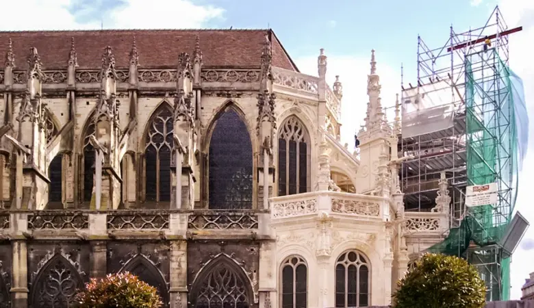 Transporteur Caen : des solutions sur‑mesure pour vos besoins logistiques en Normandie